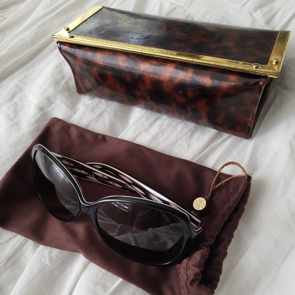 Tory Burch Black/Brown Butterfly Polarized Sunglasses - Picture 3 of 9